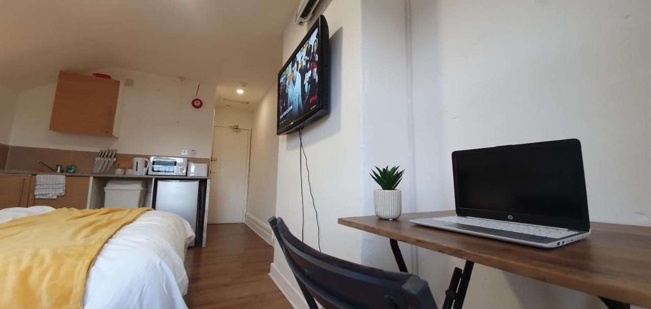 Fast Broadband, Budget Stay, Free Netflix. Cardiff Ngoại thất bức ảnh